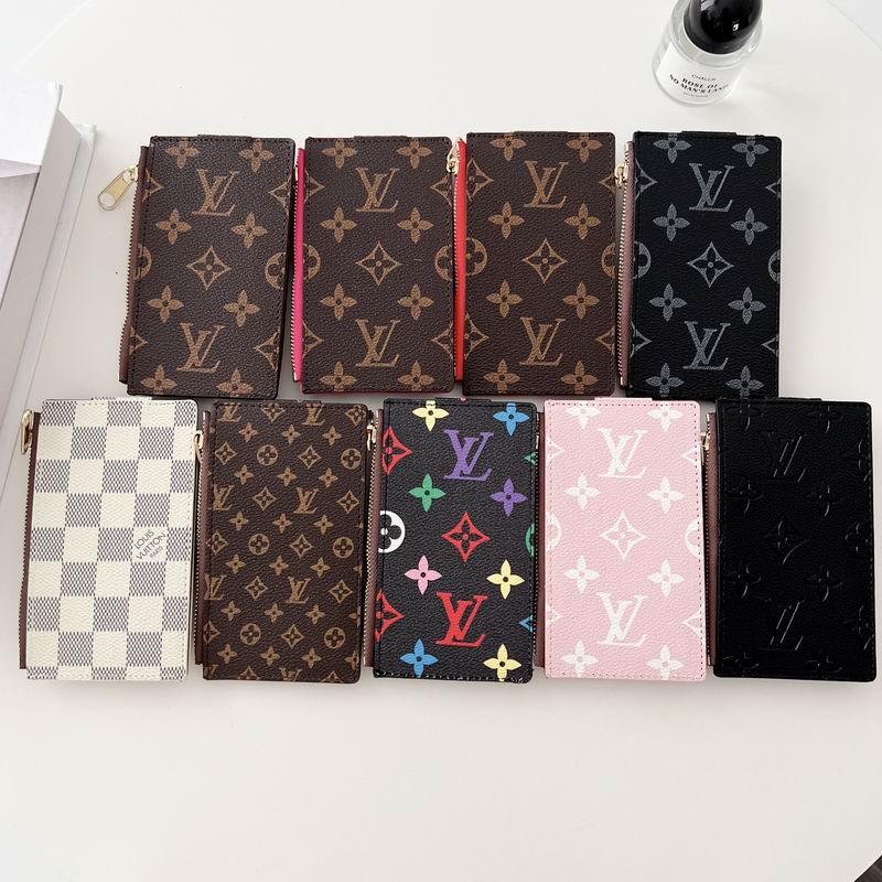 LV card bag 05